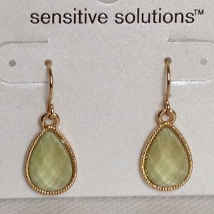 Mint and Gold-Tone Drop Earrings